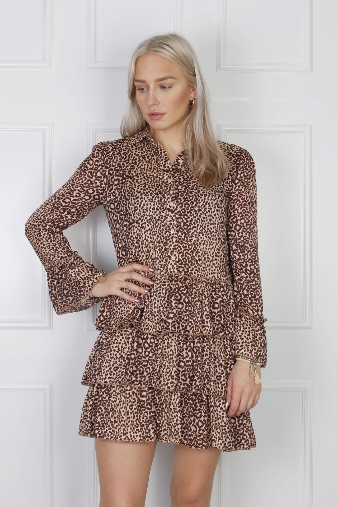 Rüschenkleid mit Print, taupe