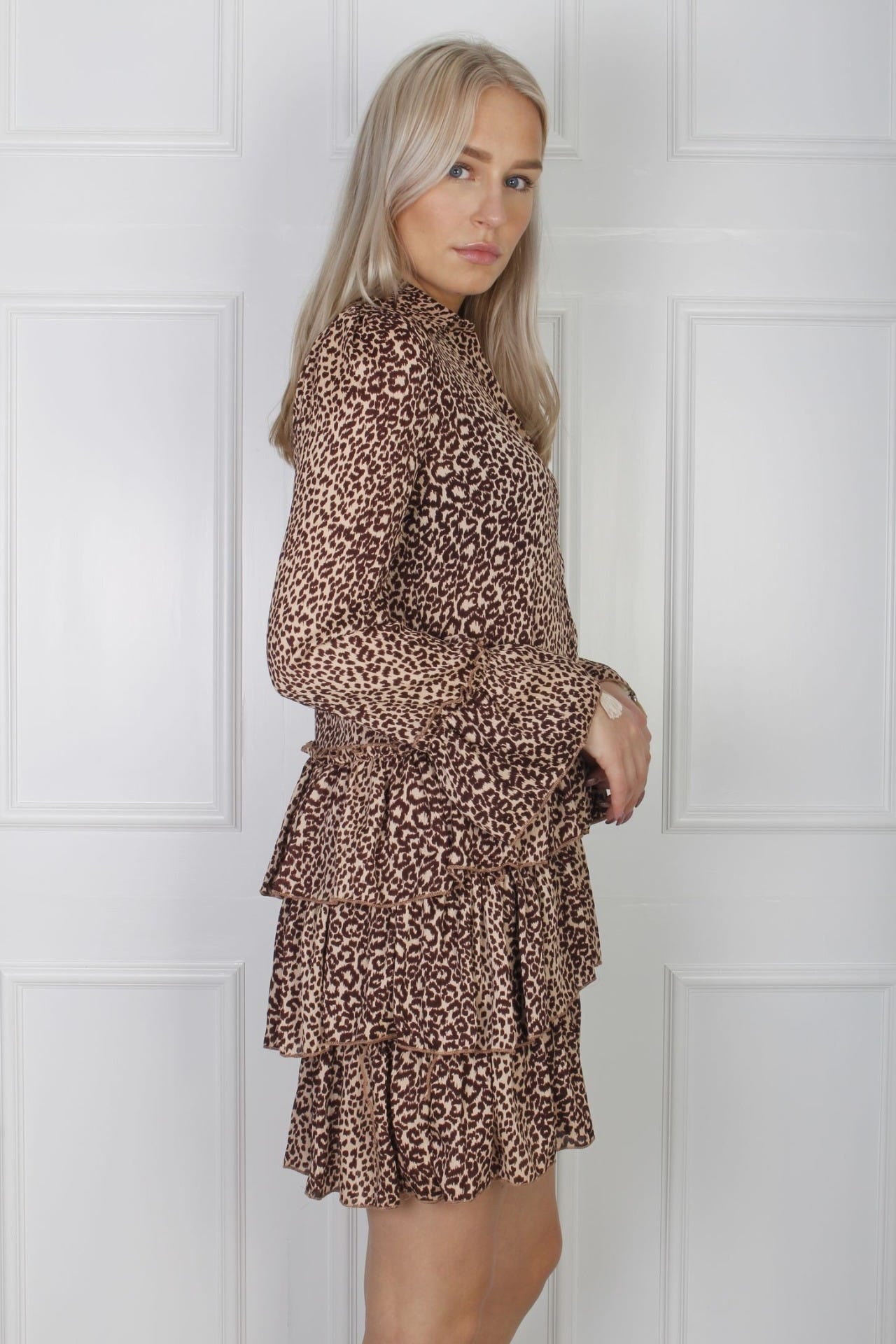 Rüschenkleid mit Print, taupe