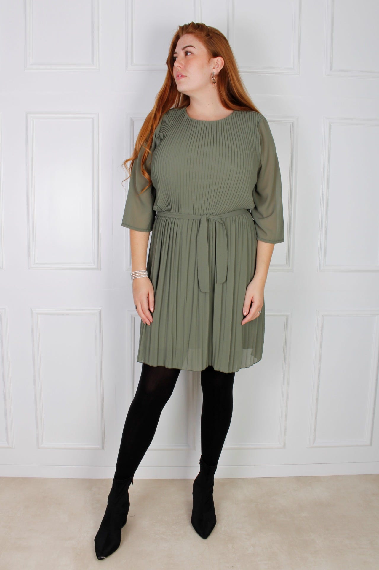 Alba Faltenkleid mit Bindeband, khaki