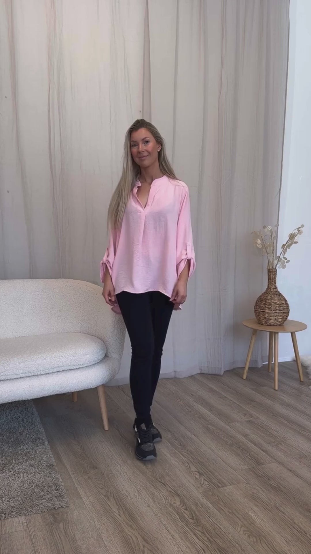 Video laden: Adeline bluse Rosa