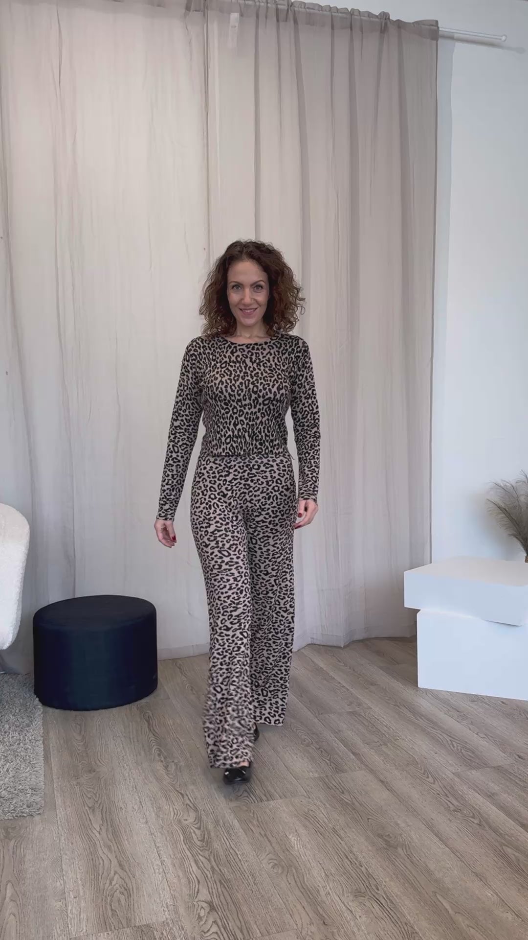 Video laden: Bluse m. leopardprint